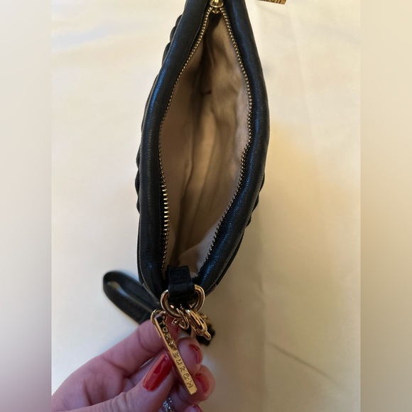 Tory Burch Madelyn Wristlet - Picture 4 of 9